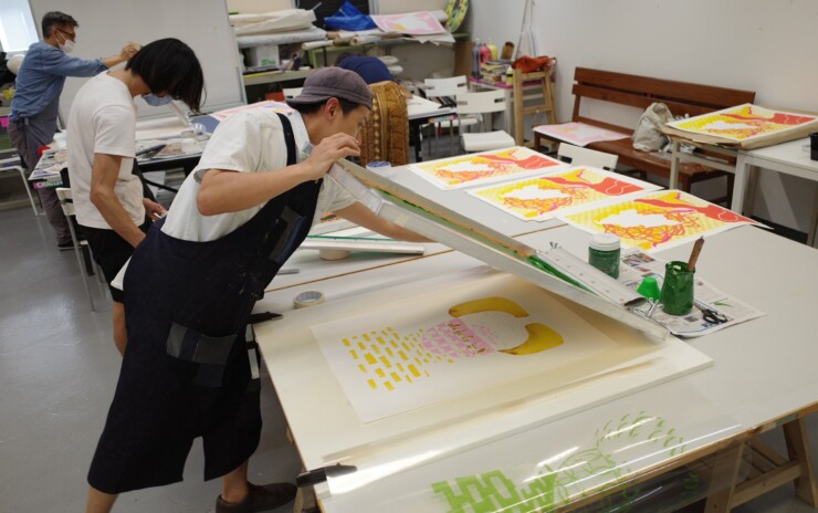 Colour Pop Process: Silk-Screen Printing